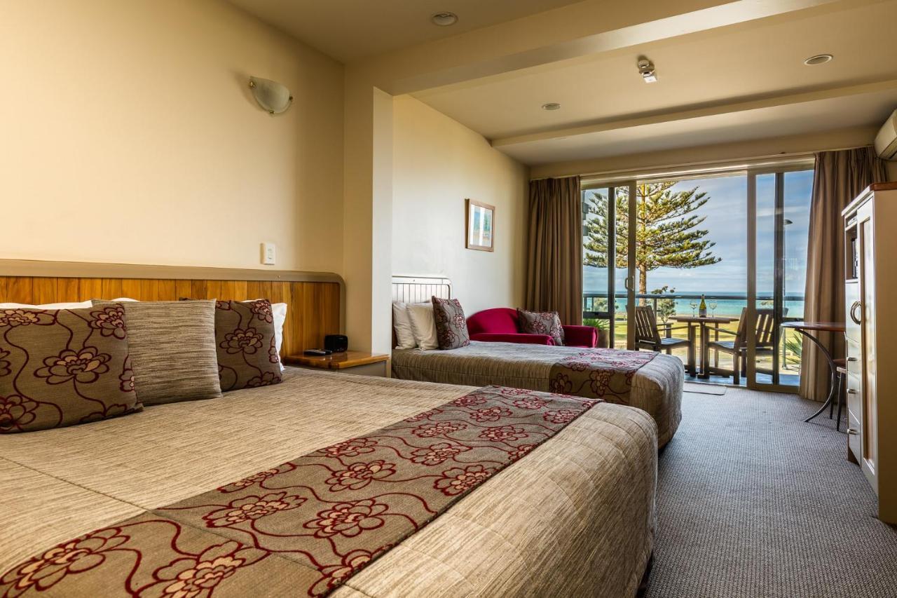 Pebble Beach Motor Inn Napier Extérieur photo A typical room at the Bayview Hotel