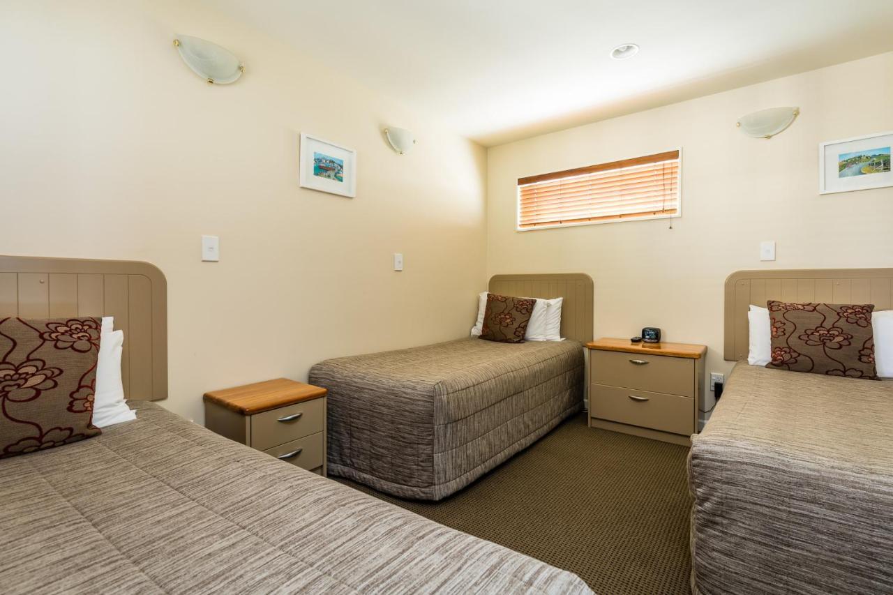 Pebble Beach Motor Inn Napier Extérieur photo A typical motel room